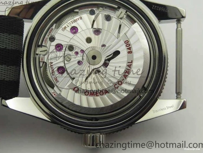 0713 Lightweight Seamaster 300 “Spectre” Limited Edition VSF 1:1 Best Edition On “007” Nato Strap A8400 Super Clone 8075